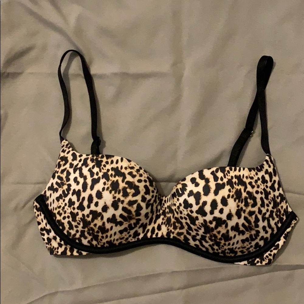 Victoria’s Secret Balconet push up bra